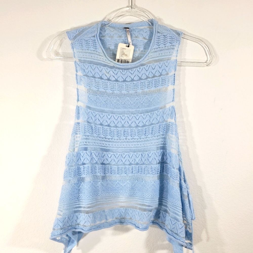 FREE PEOPLE sky blue lacy linen blend side tie shark bite cropped tank top